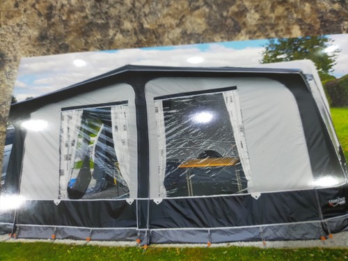 Large full caravan - size, awning